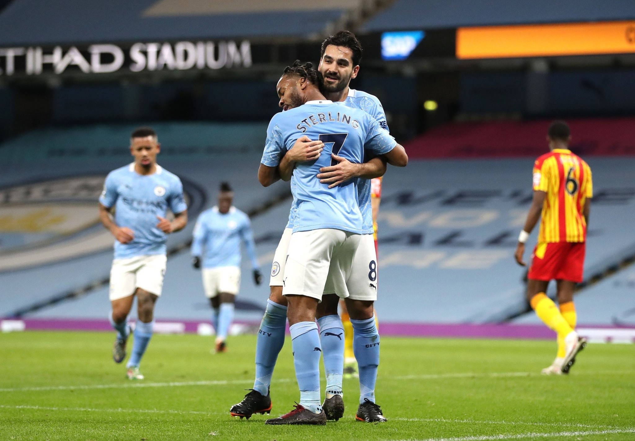 在不断面临 在不断面临