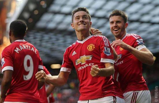 场比赛中送 场比赛中送